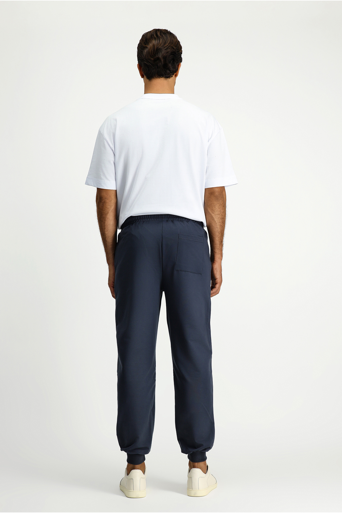 Kiğılı Regular Fit Pamuklu Düz Beli Lastikli Bağcıklı Sweatpant görsel 6
