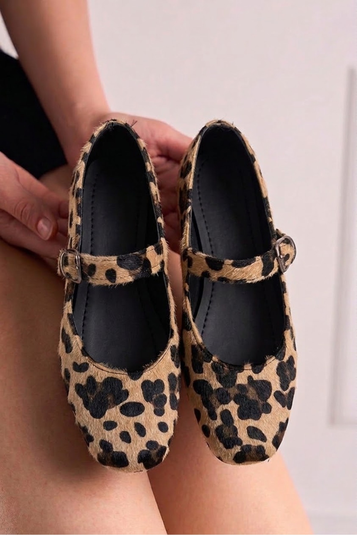 İmerShoes Günlük Kadın Babet Oval Burunlu Sade Şık Alçak Topuklu Tokalı Hafif Rahat Ayakkabı M-506 görsel 3