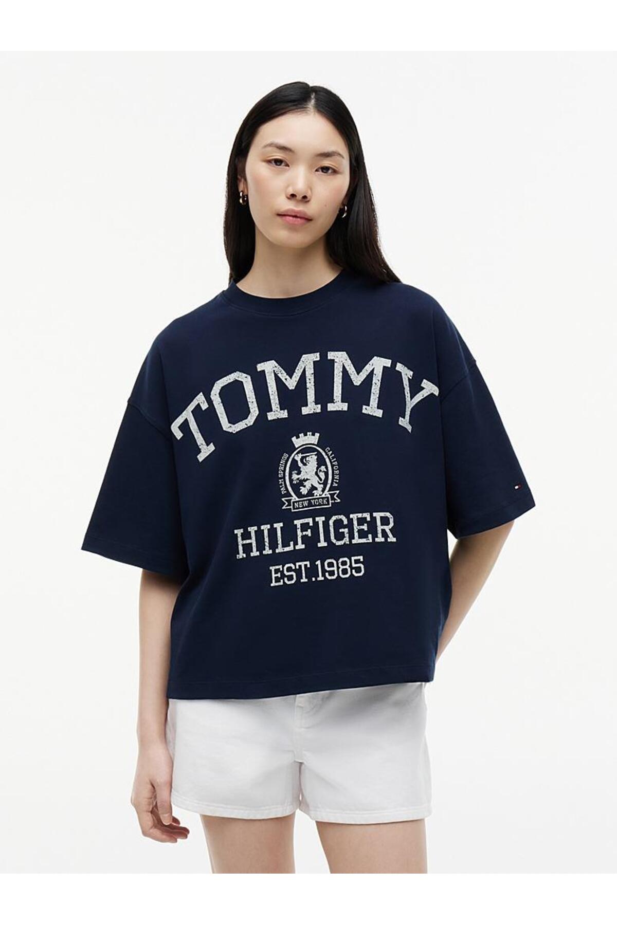 تیشرتزنانهTommy Hilfigerرنگارنگ