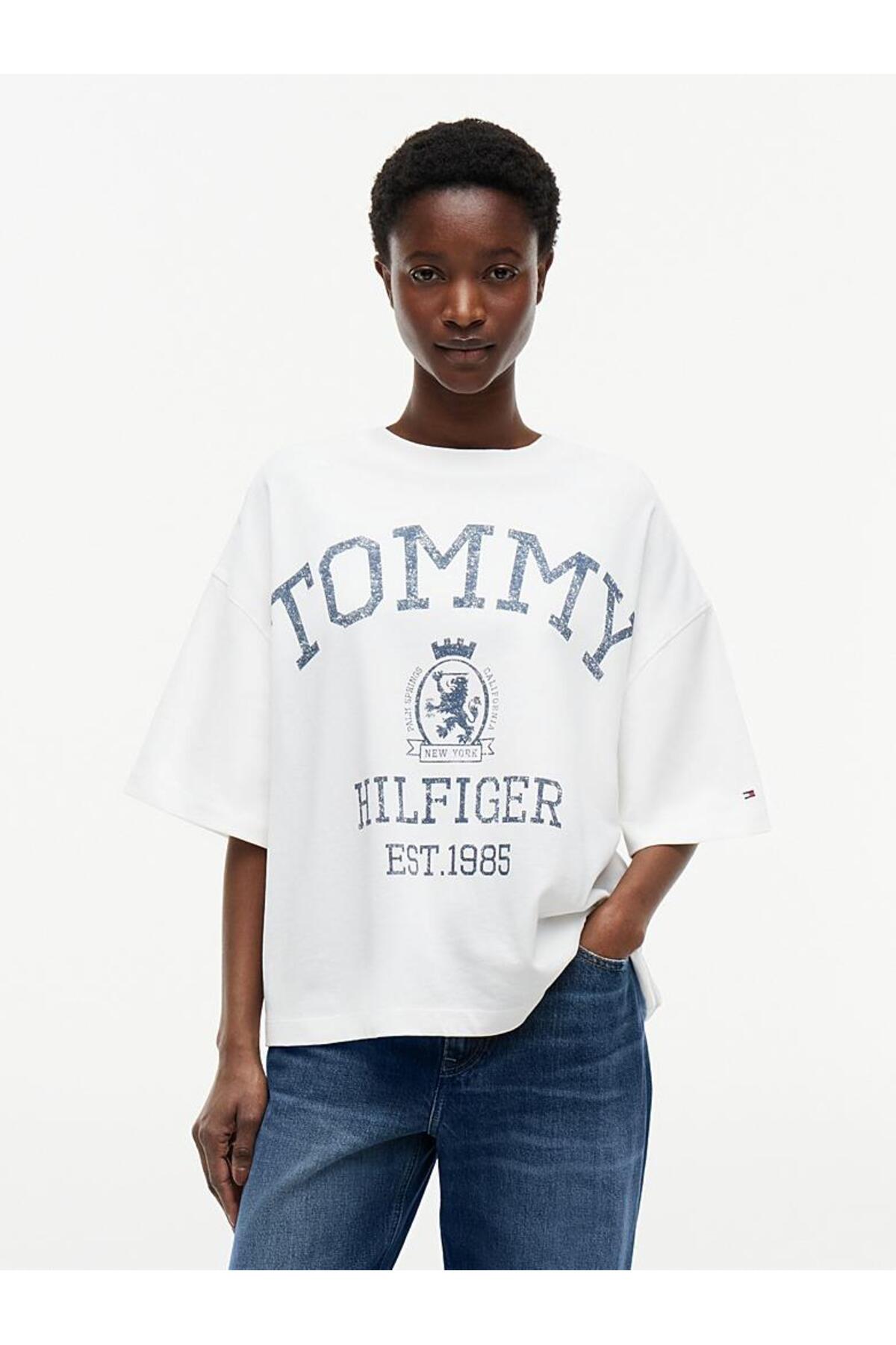 تیشرتزنانهTommy Hilfigerرنگارنگ
