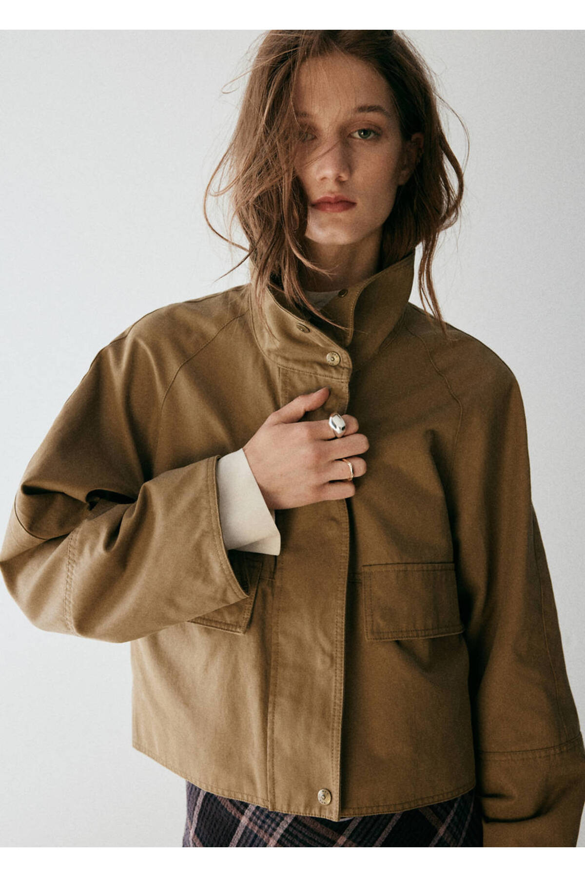 MANGO Woman Funnel-neck jacket with pockets görsel 6