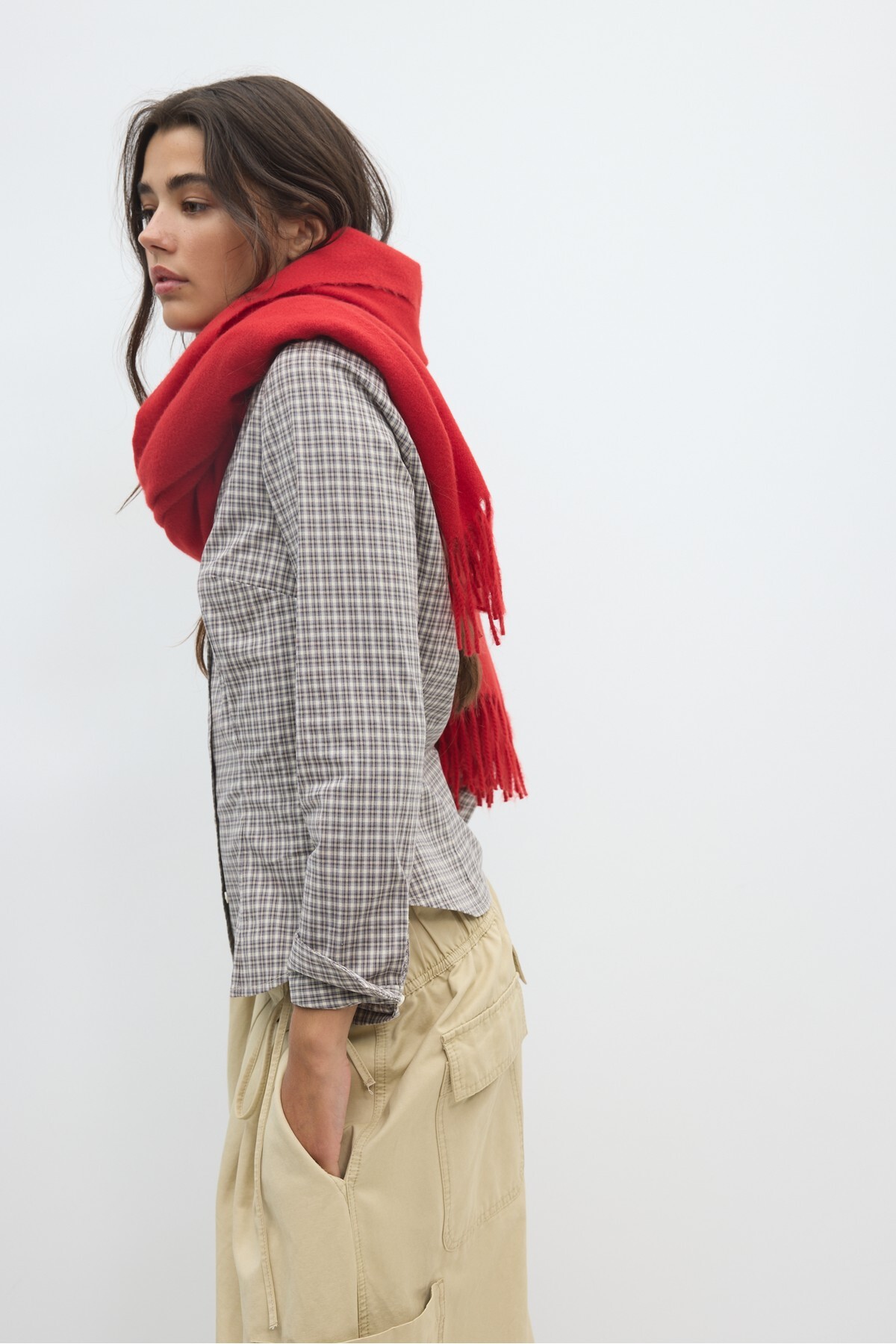 Stradivarius Basic ince atkı görsel 3