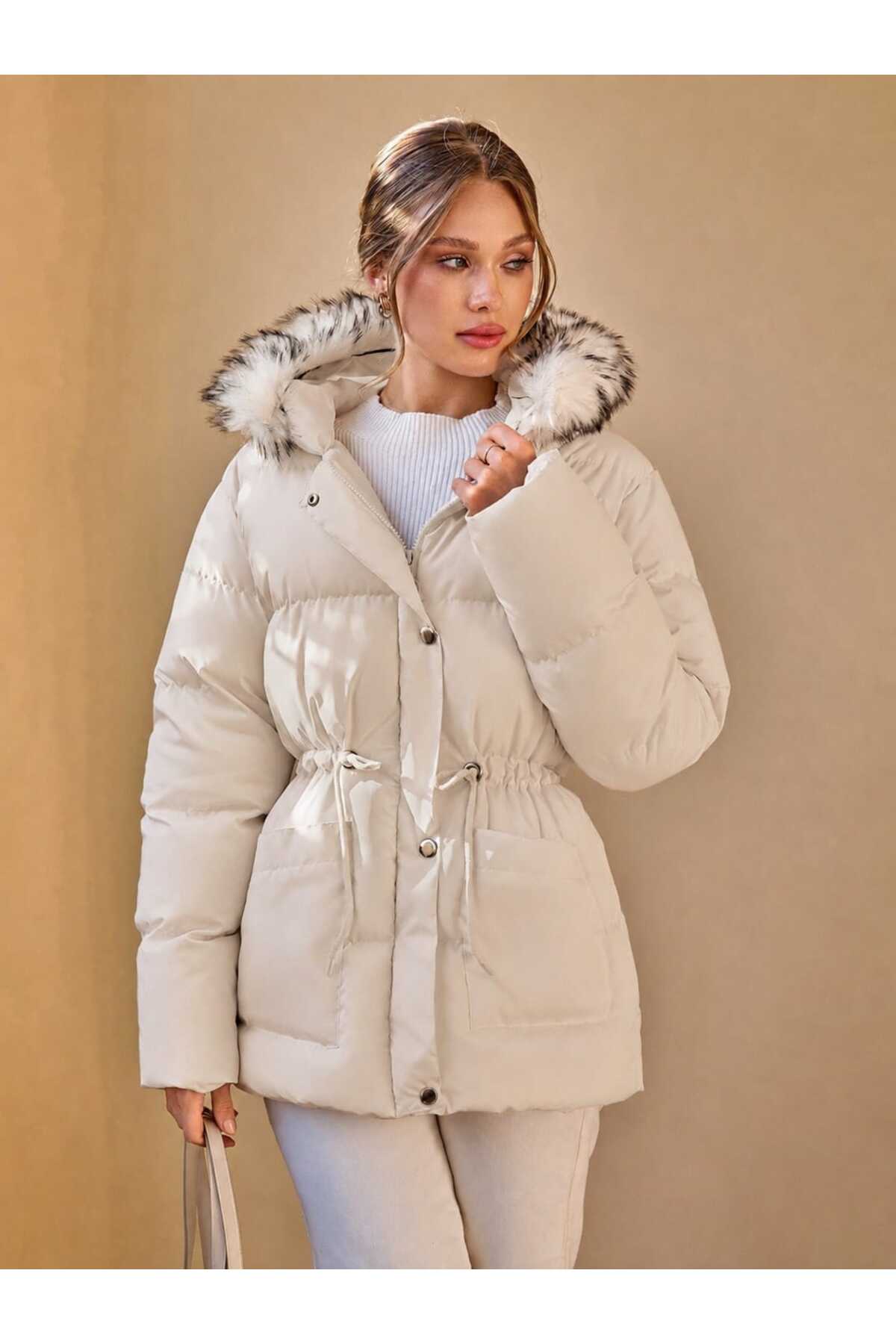 ALANOVA FASHION KADIN CEP DETAYLI KAPÜŞUN KÜRKLÜ MONT