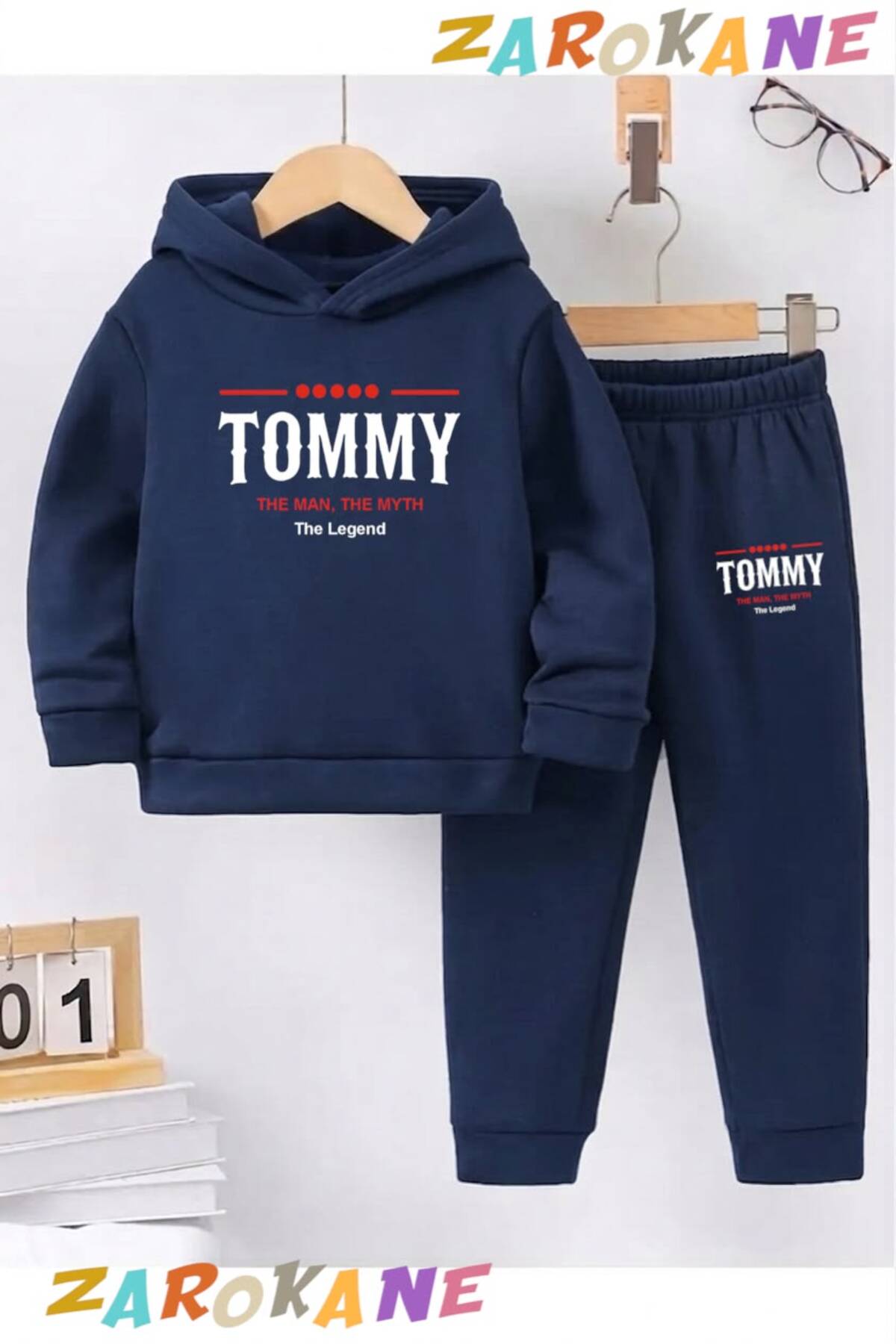 ZAROKANE TOMMY WINTER DEČJI KAPUT SA KAPULJAČOM I PONIŽEĆE SA ŠTAMPANIM TEKST...