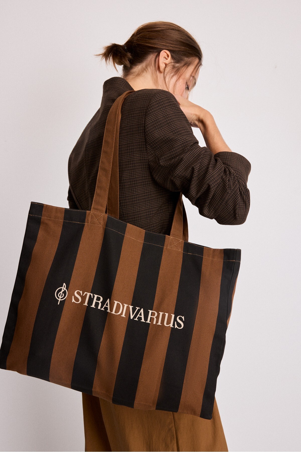 Stradivarius Çizgili It Bag görsel 2