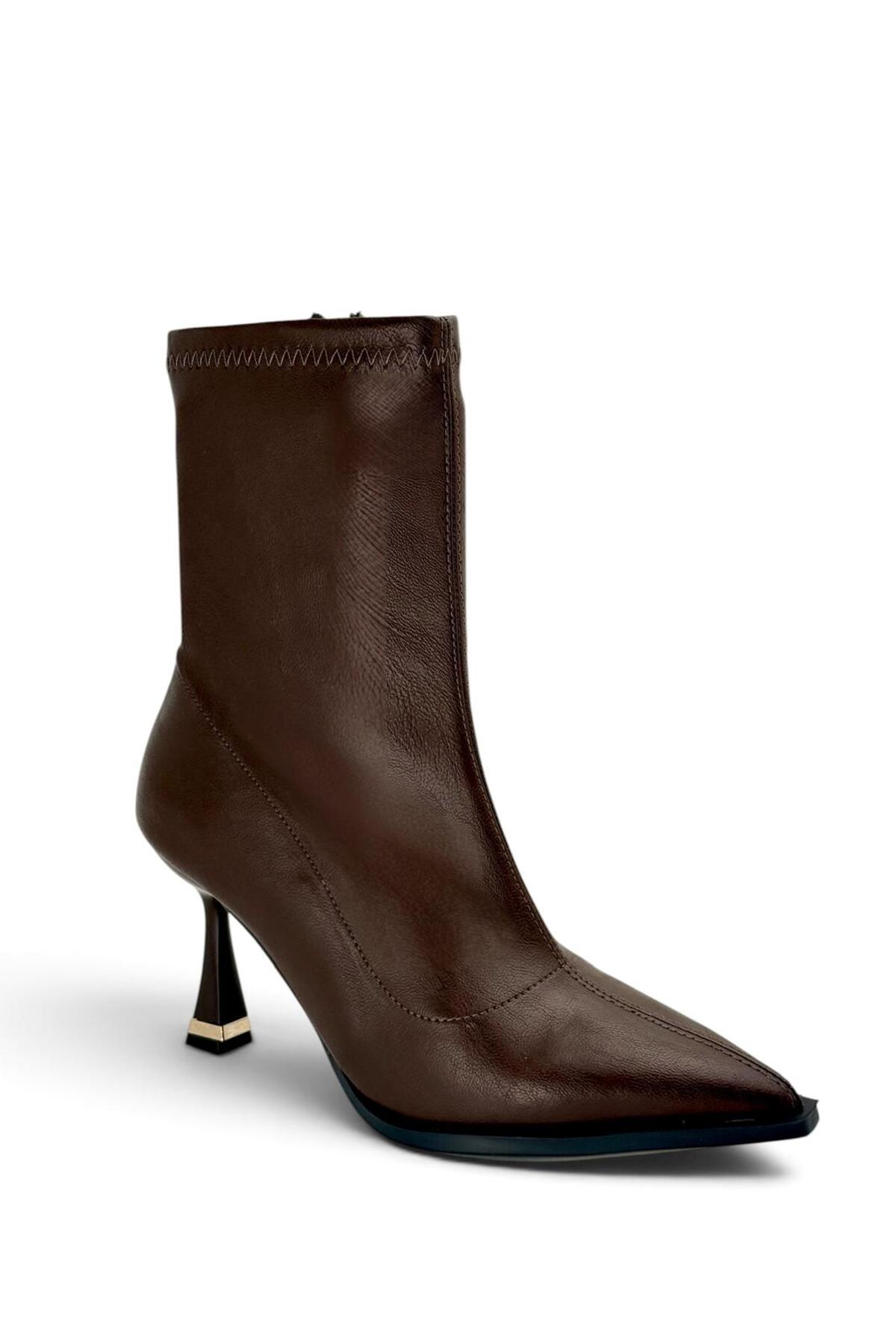 besoin shoes store Kaymaz Taban İnce Topuklu Streç Fermuar Detaylı Kadın Bot Acıkahve 9 cm görsel 6