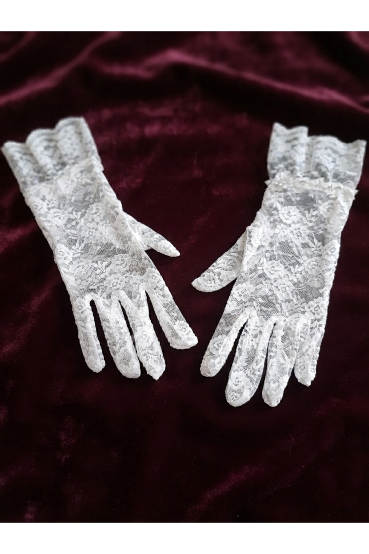 Esram Butik Beyaz Dantel Gelin Eldiveni, Fırfır Detaylı Gelin Aksesuarı ve Nikah Eldiveni görsel 5