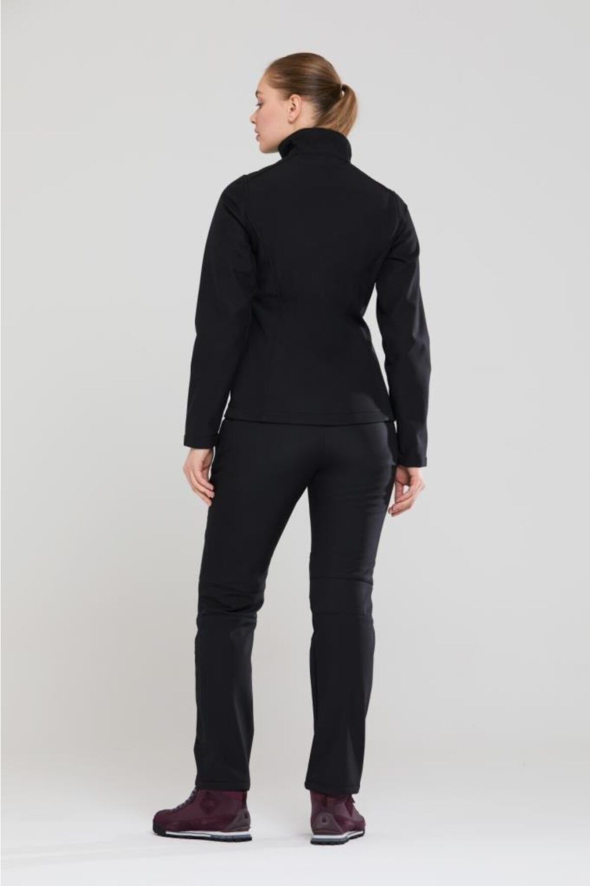complete the look image