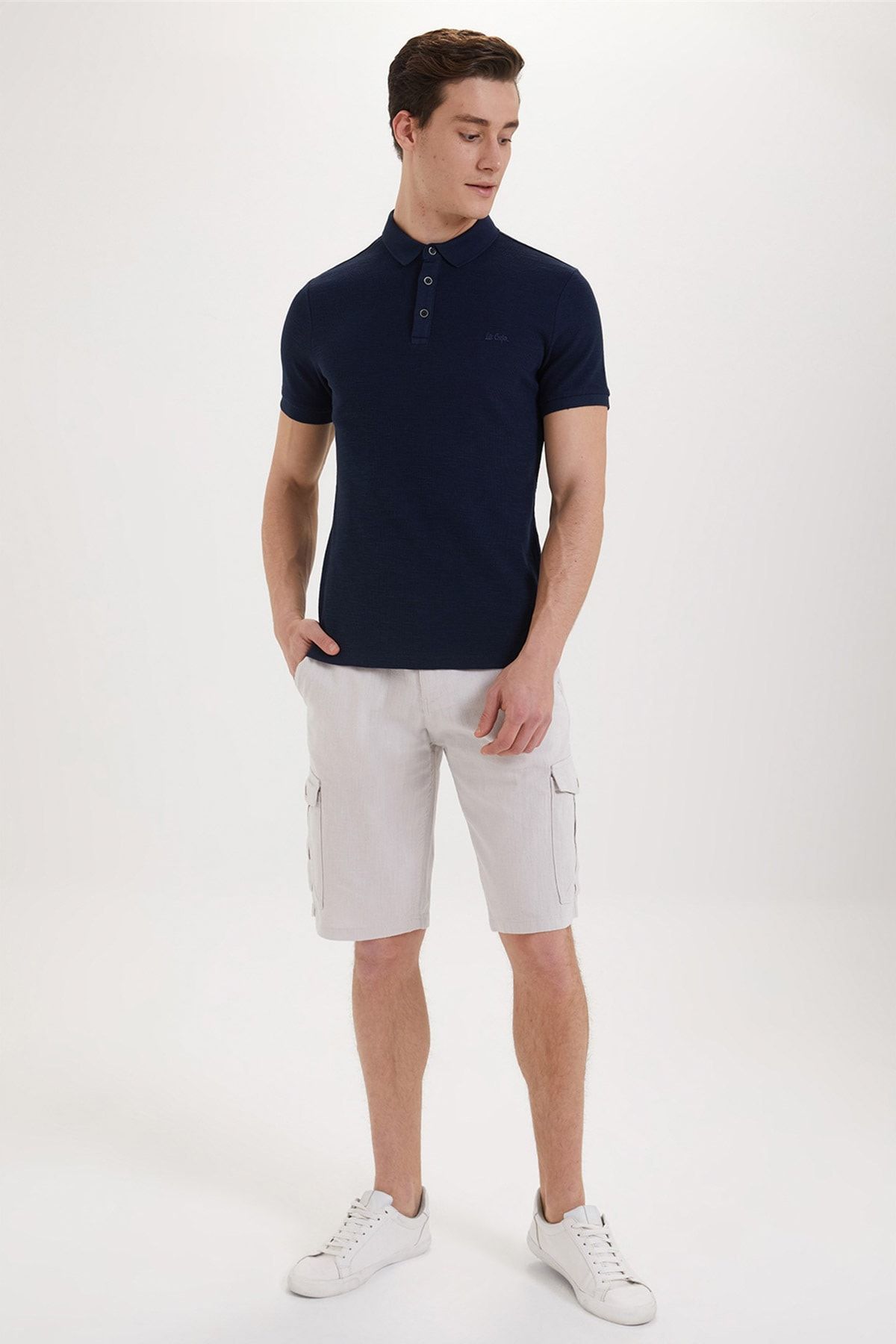 تی شرت مردانه تایلن یقه پولو آبی سرمه ای 202 LCM 242051 Lee Cooper