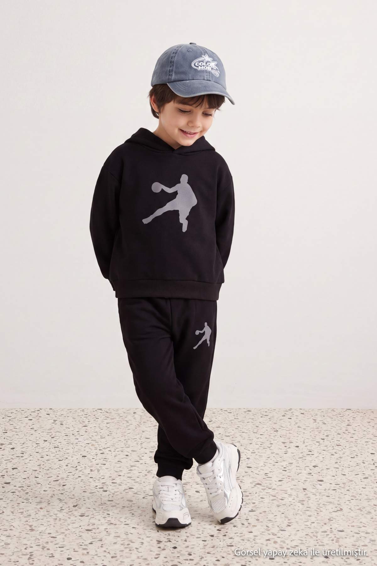 trendyolkids-boys-black-plain-long-regular-fi