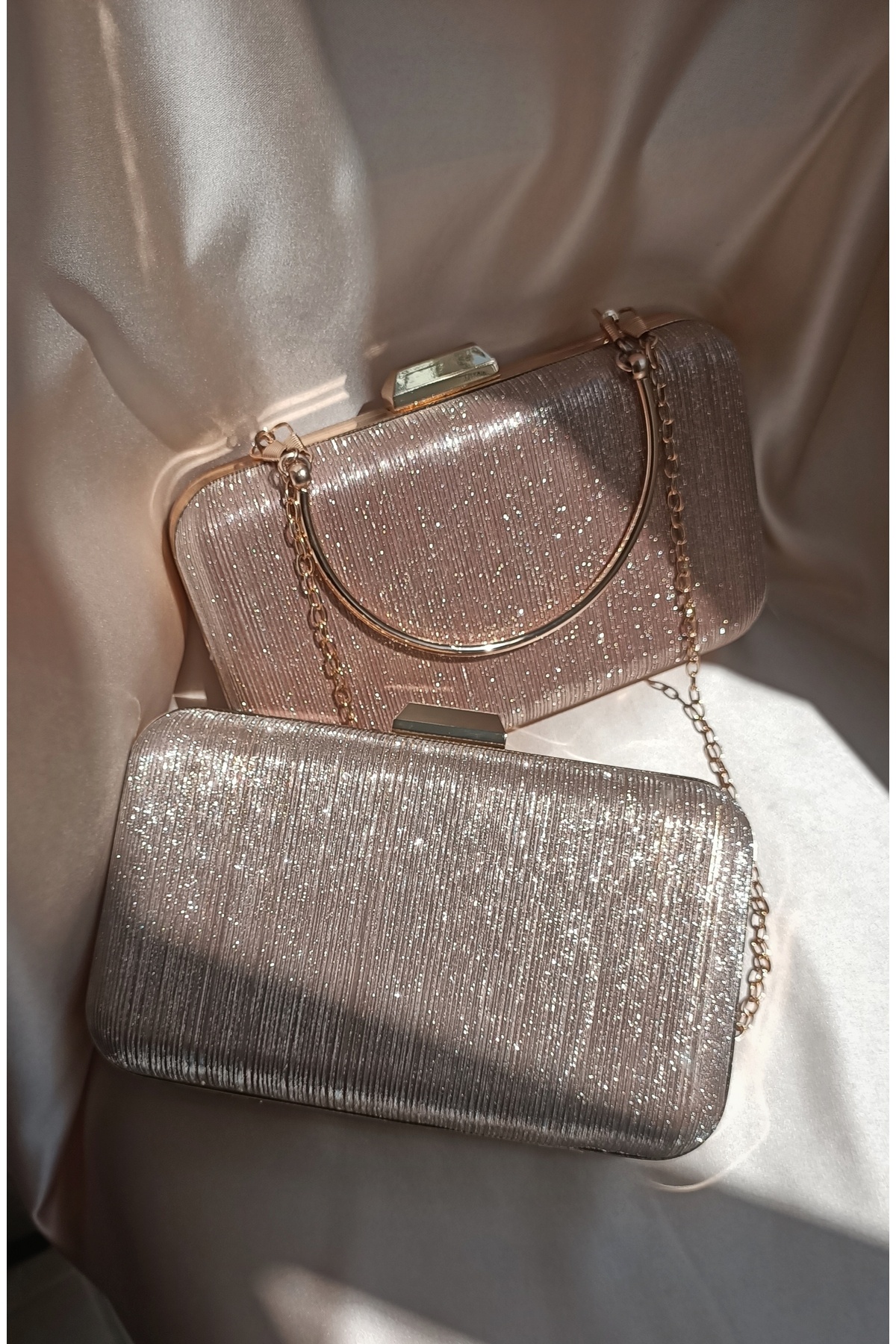 Gül karatekin gk Kadın Rose Gold Lazer Kumaş Ekstra Zincirli ve Çıkarılabilir Tutma Saplı Şık Abiye Portföy Çanta görsel 6