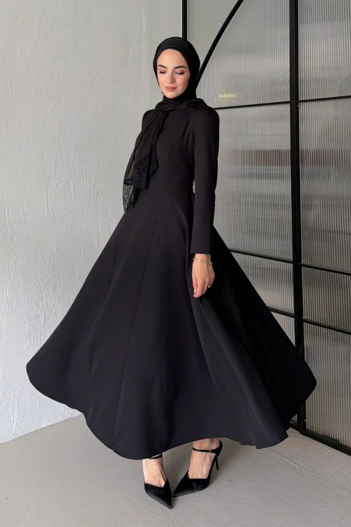 MAG FASHİON Tesettür Elbise Siyah Eteği Çan Elbise Tesettür Abiye Elbise Tesettür Mezuniyet Elbisesi görsel 7