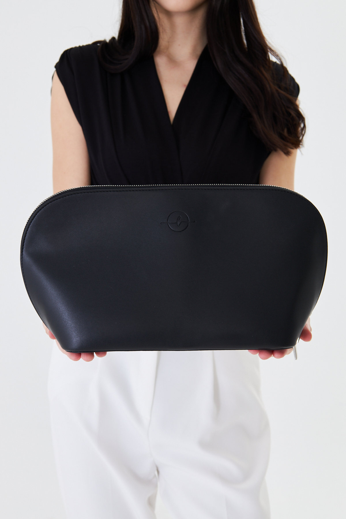 L`ENVOL L’ENVOLEE Large Vegan Deri Clutch ve Seyahat Çantası