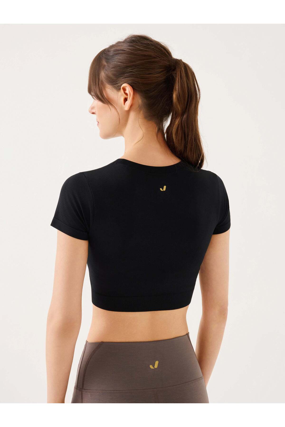 Jerf Captiva Yumuşak Dokulu & Esnek Crop Top Siyah görsel 2
