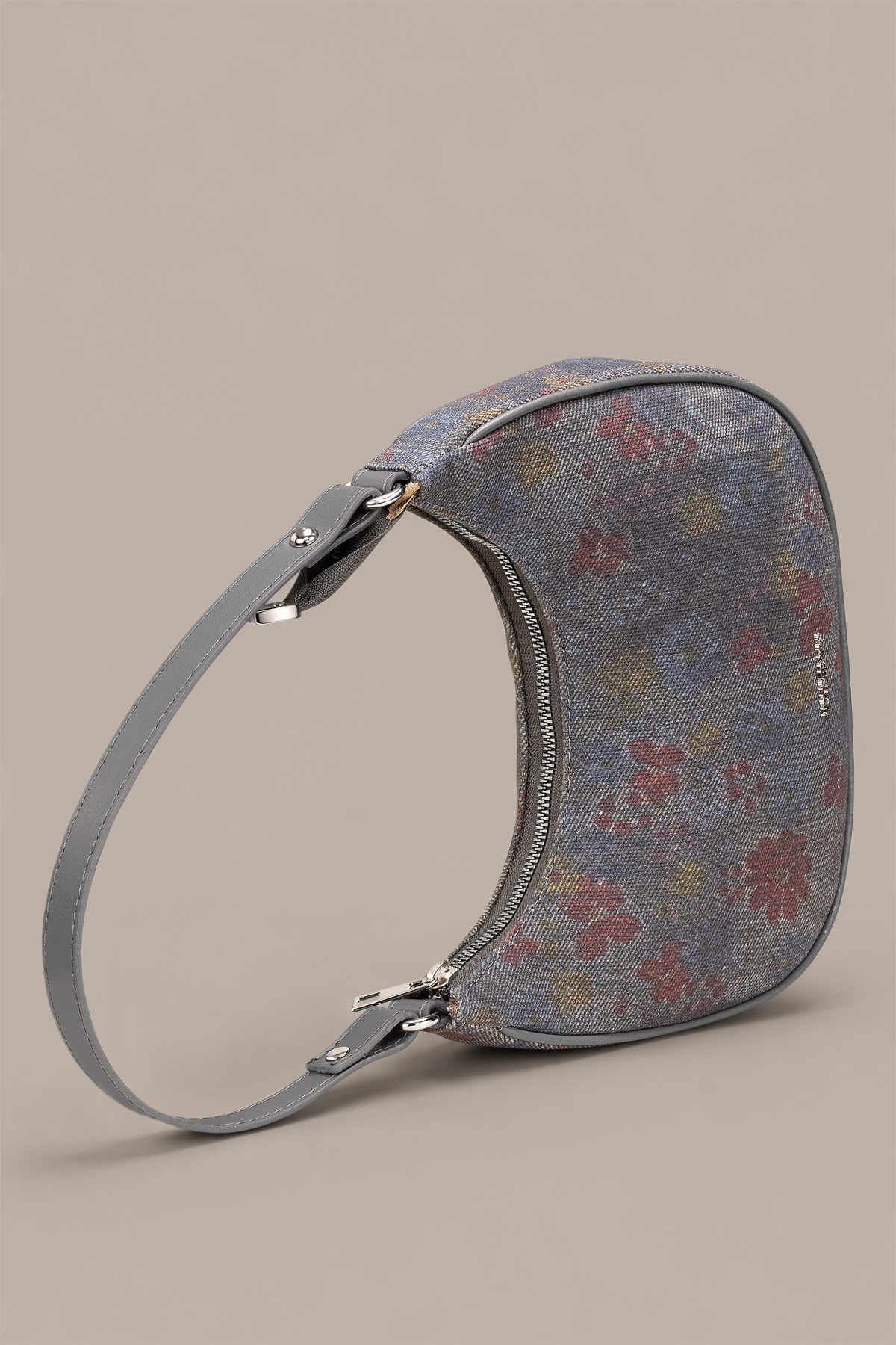 Housebags Dumanlı Gri/Smoke Grey Denim Vintage Floral Hobo Kadın Omuz Çantası, Silver Metal Detaylı, Fermuarlı görsel 5