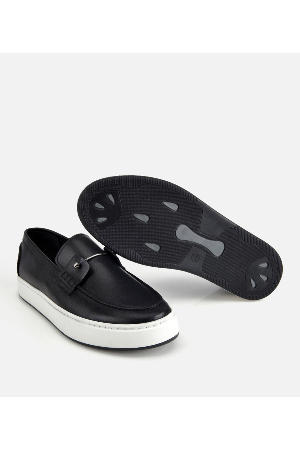Hotiç Erkek Deri Siyah Metal Detaylı Günlük Loafer görsel 6
