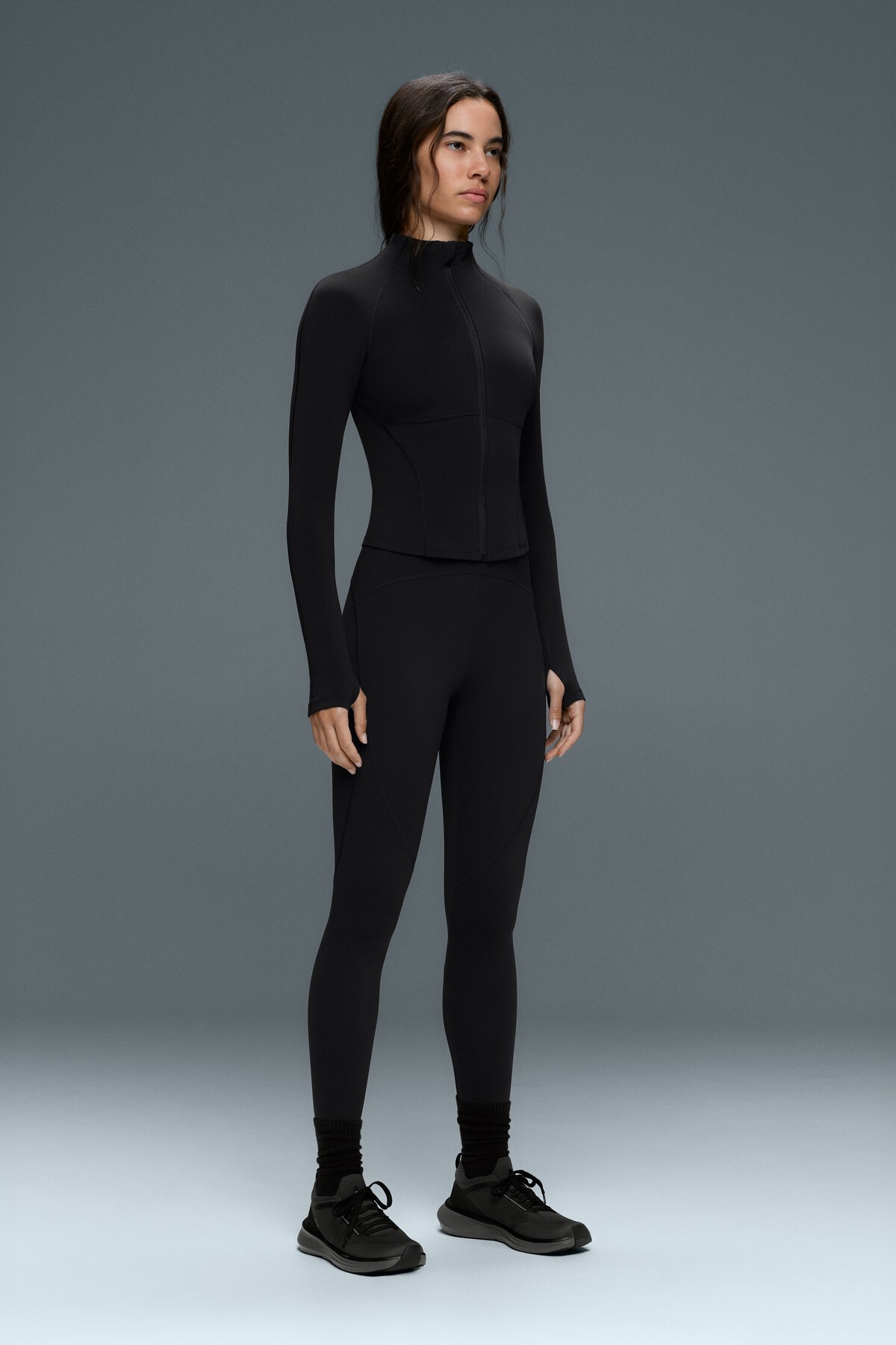 Oysho Light warmth running dikişli teknik ceket görsel 2