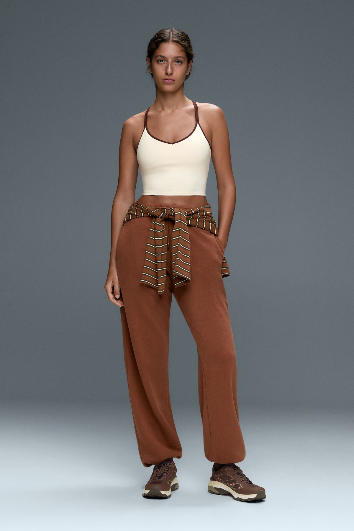 Oysho Kontrast askılı Comfortlux tank top görsel 3