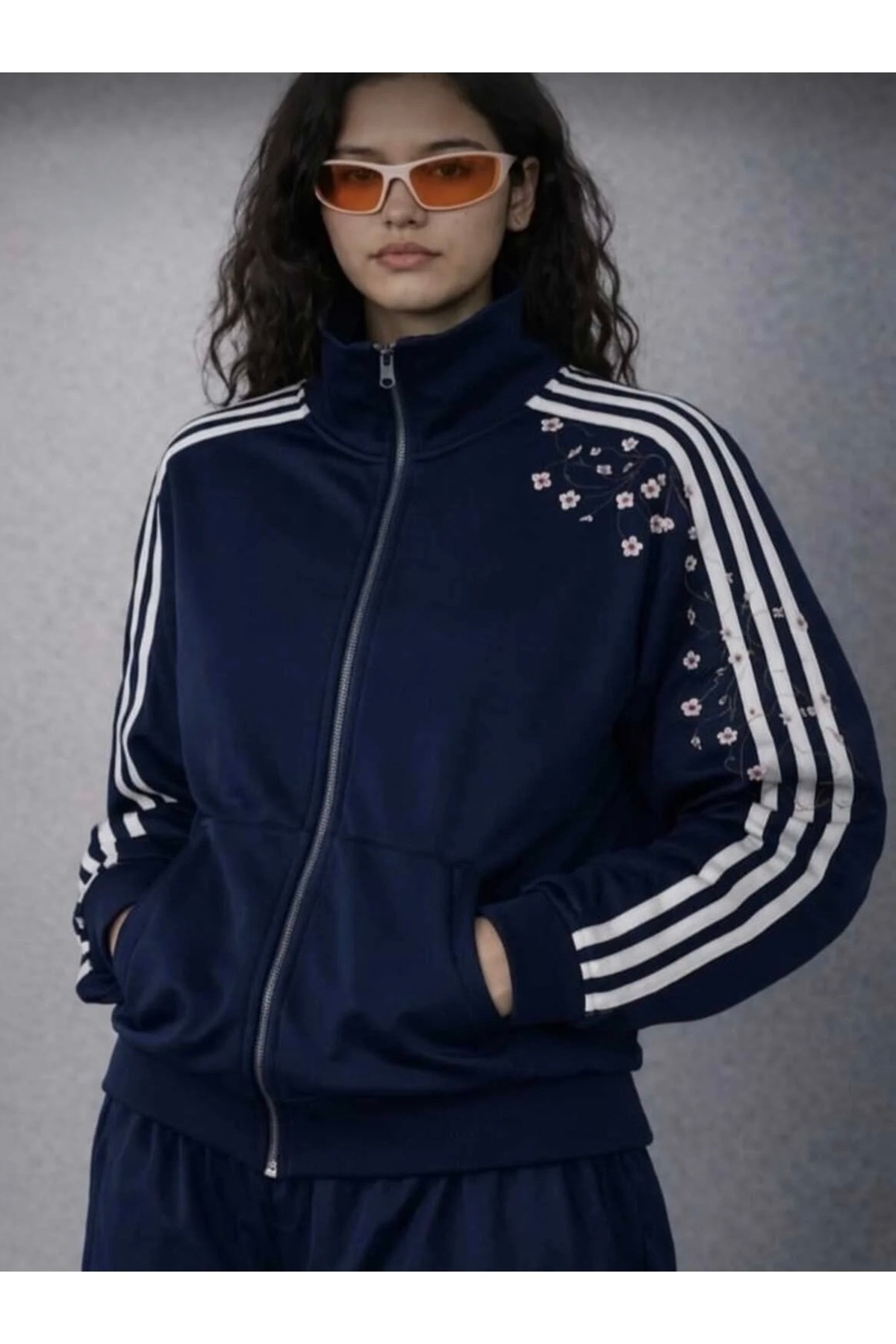 Sakura Embroidered Detail Street Y2K Cardigan — سرمه‌ای 92939399393 — تصویر 3 از 3