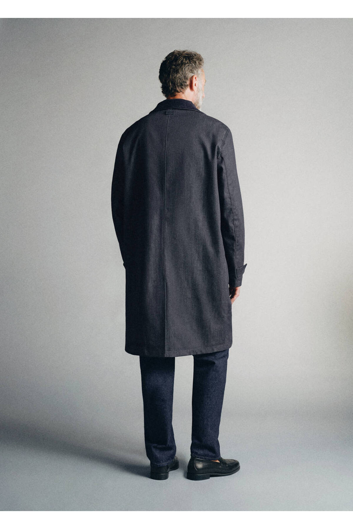 MANGO Man Yüksek yakalı denim trençkot görsel 4