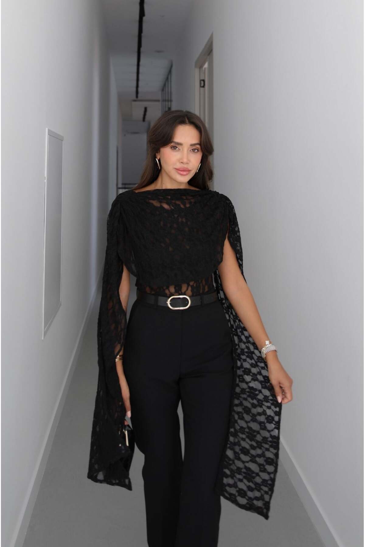 Havoş Siyah Pelerinli Dantel Bodysuit Bluz görsel 4