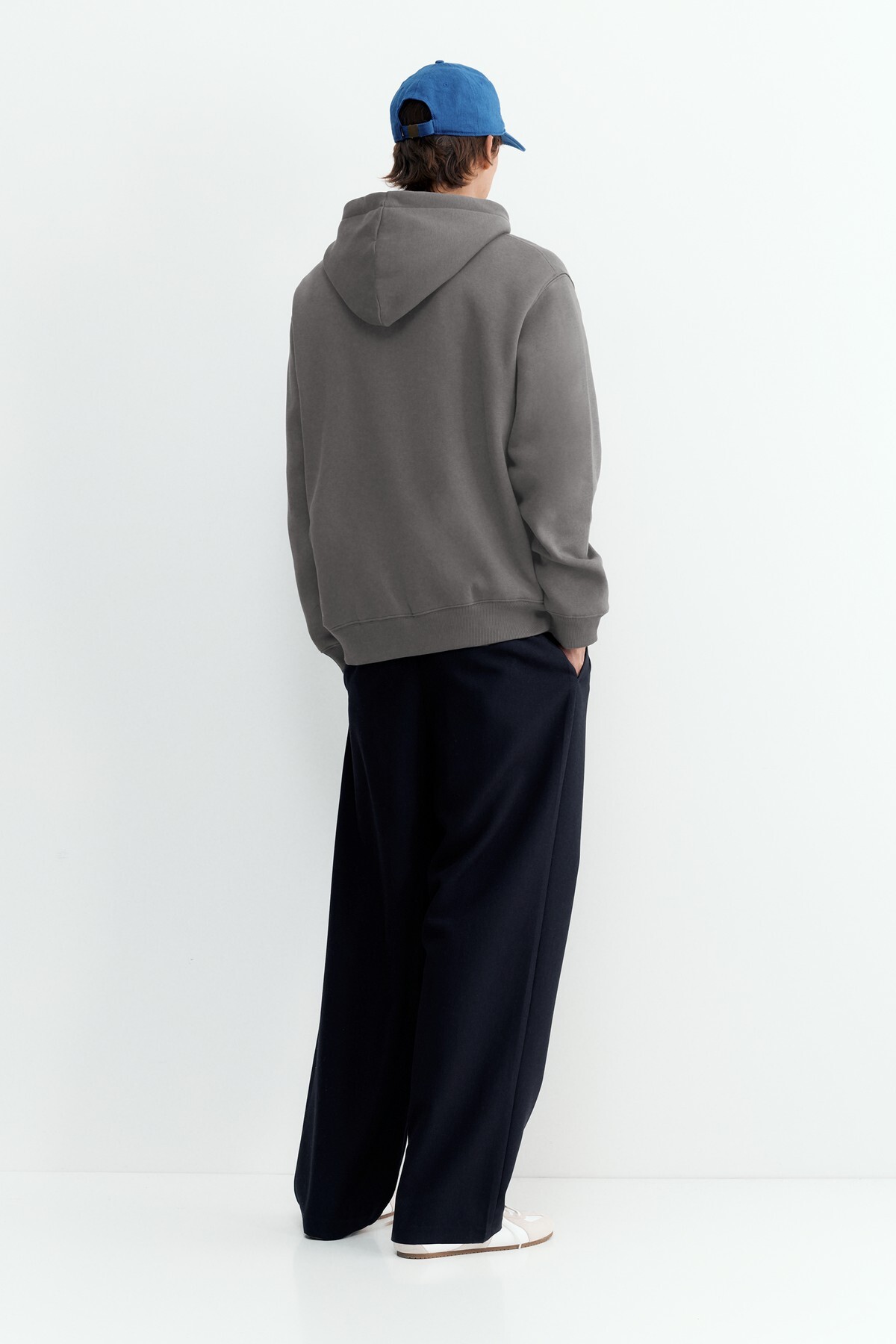 Pull & Bear Basic kapüşonlu sweatshirt görsel 3