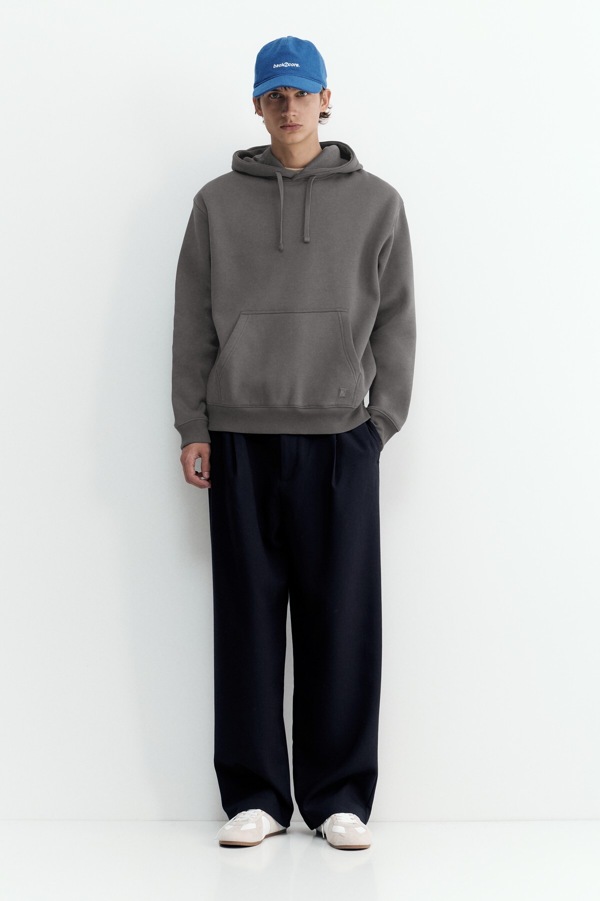 Pull & Bear Basic kapüşonlu sweatshirt görsel 4