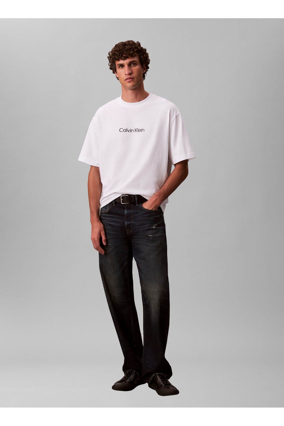 تیشرتمردانهCalvin Kleinسفید