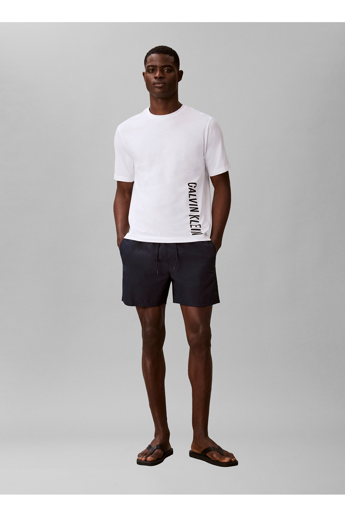 تیشرتمردانهCalvin Kleinسفید