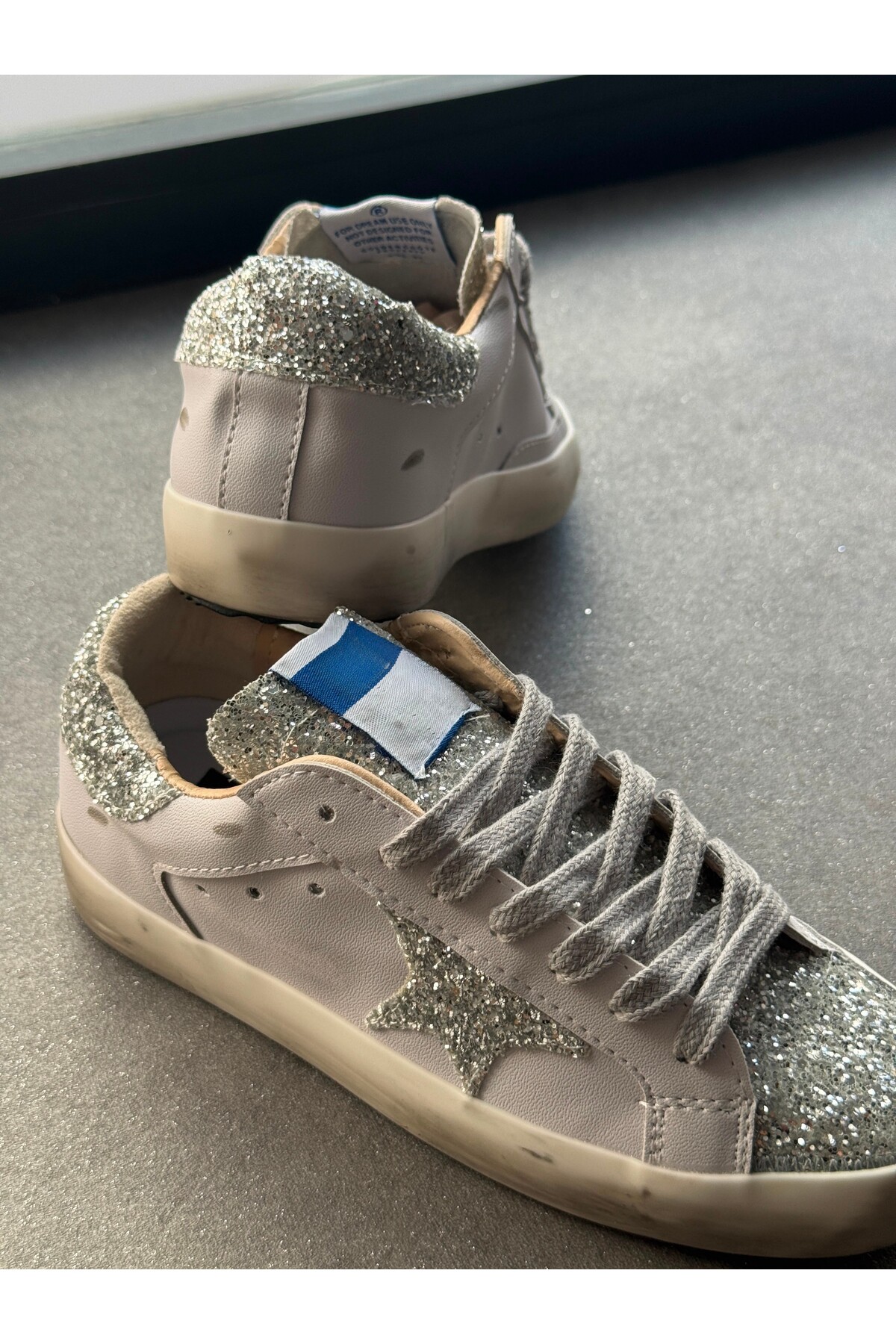caps Gri Cam G Sneaker görsel 2