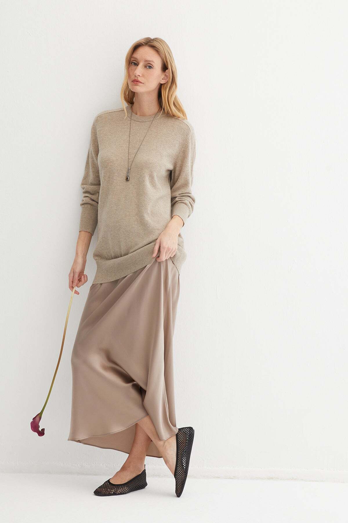 Silk and Cashmere Bej Elena Saf Kaşmir ve Saf İpek Elbise görsel 3
