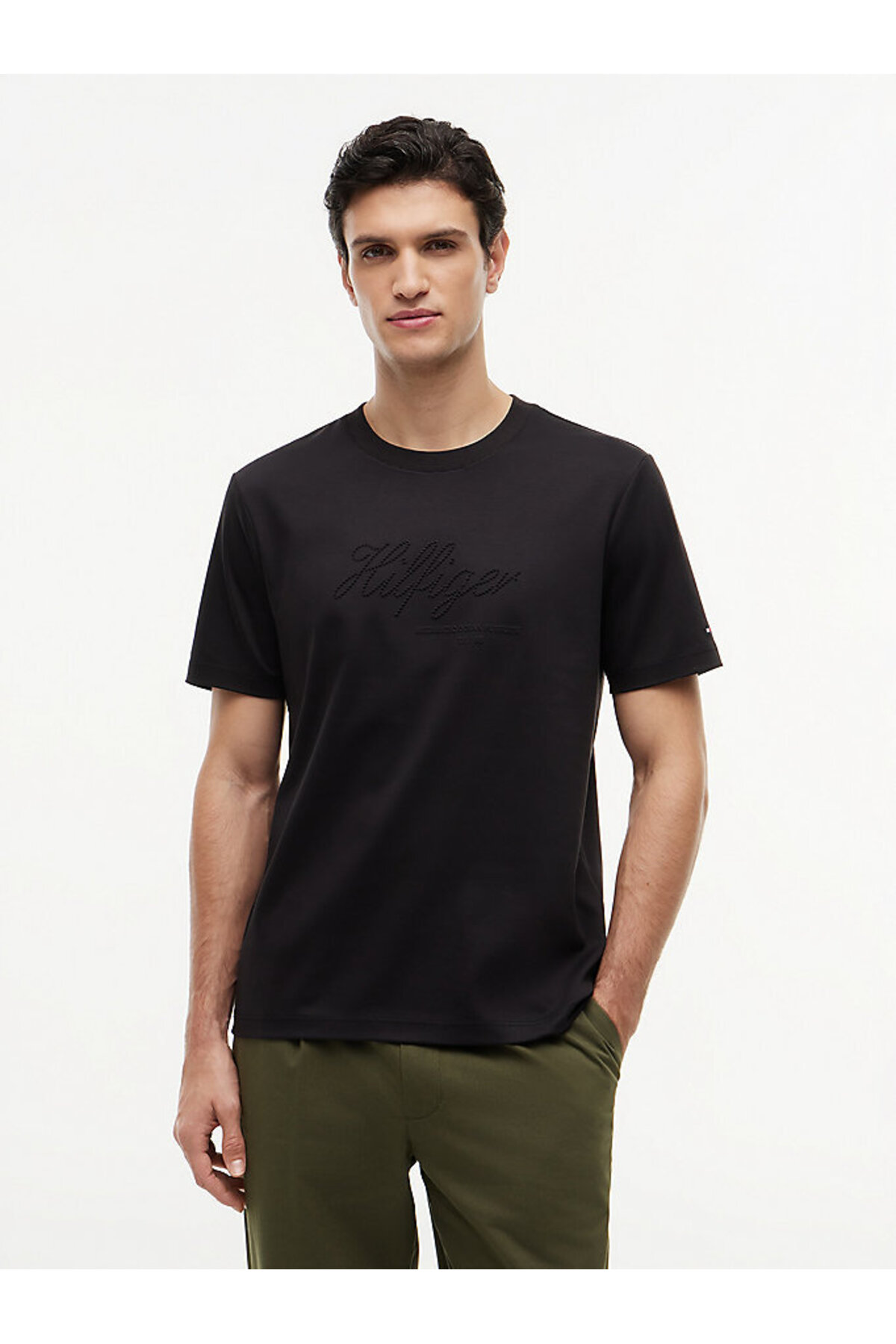 تیشرتمردانهTommy Hilfigerمشکی