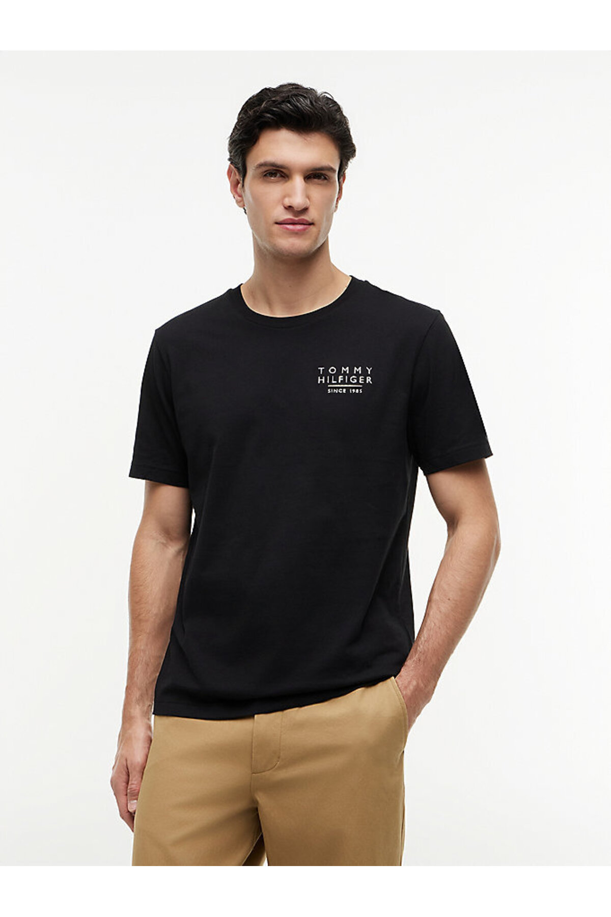 تیشرتمردانهTommy Hilfigerمشکی