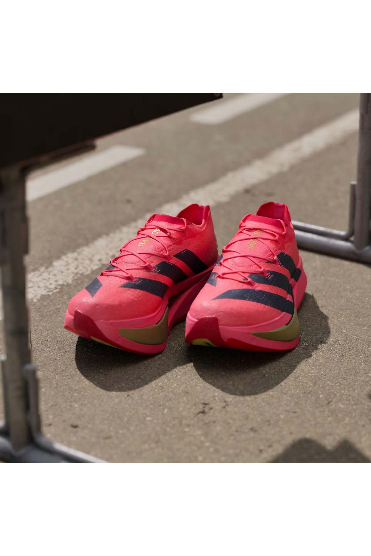 Adizero Prime X3 Strung Erkek Koşu Ayakkabısı — صورتی KI3248 — تصویر 3 از 8
