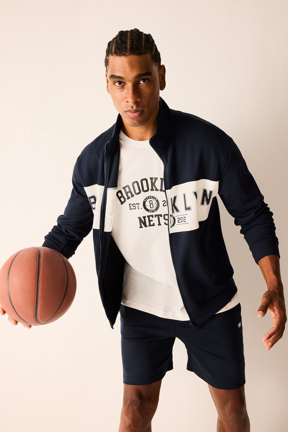 NBA Lisanslı Brooklyn Nets Standart Fit Dik Yaka Fermuarlı Sweat Hırka H7734AX26AU — سرمه‌ای — تصویر 3 از 7