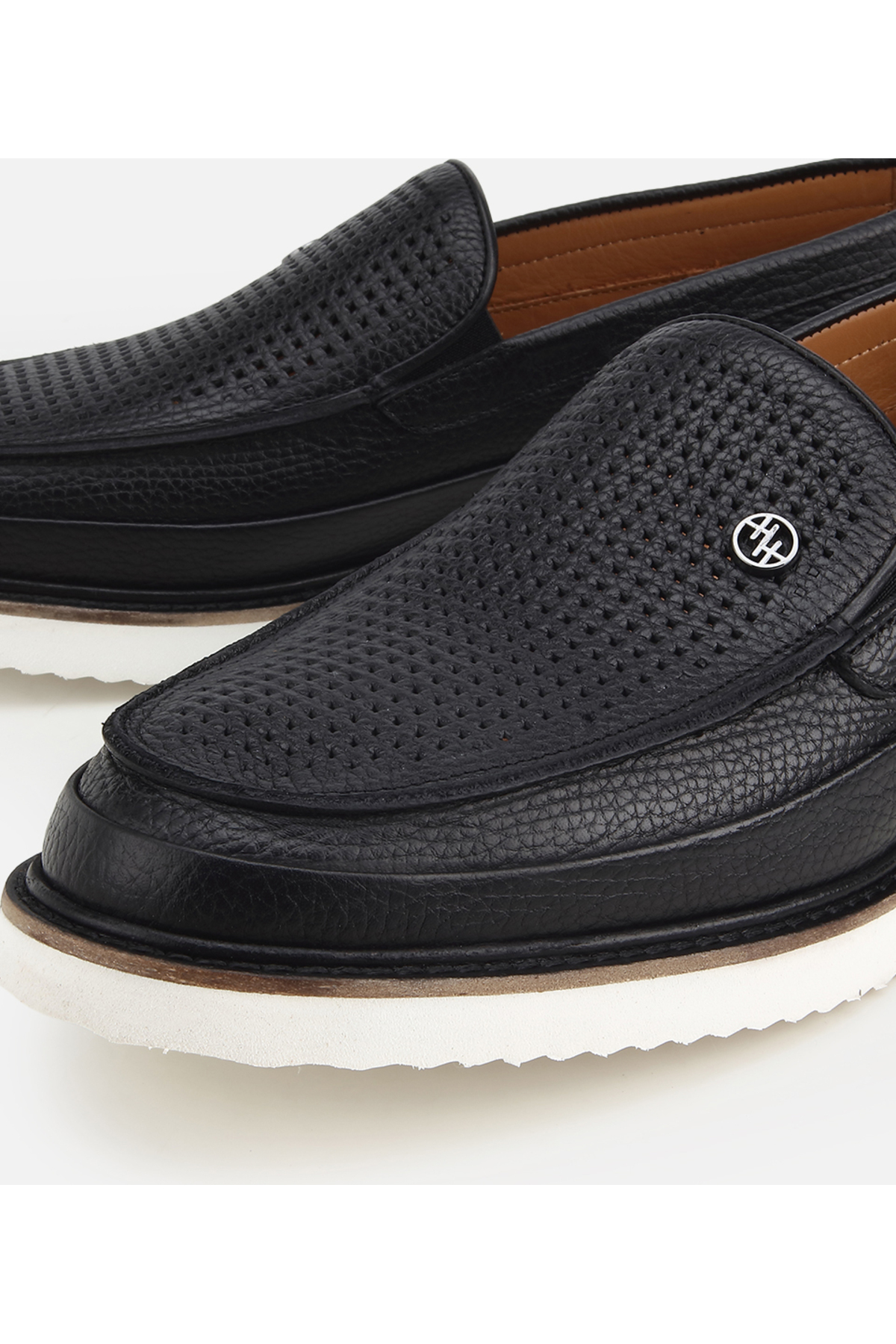 Hotiç Erkek Deri Siyah Delikli Hafif Tabanlı Klasik Loafer görsel 3