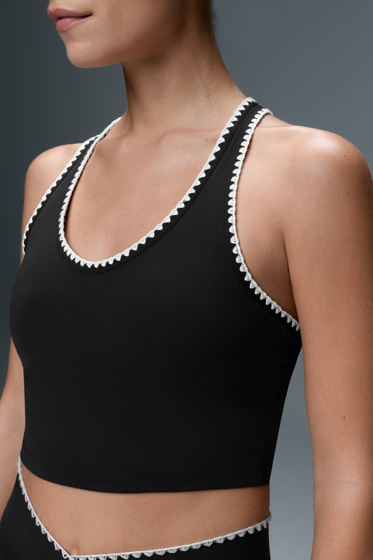 Kontrast dikişli Comfortlux tank top