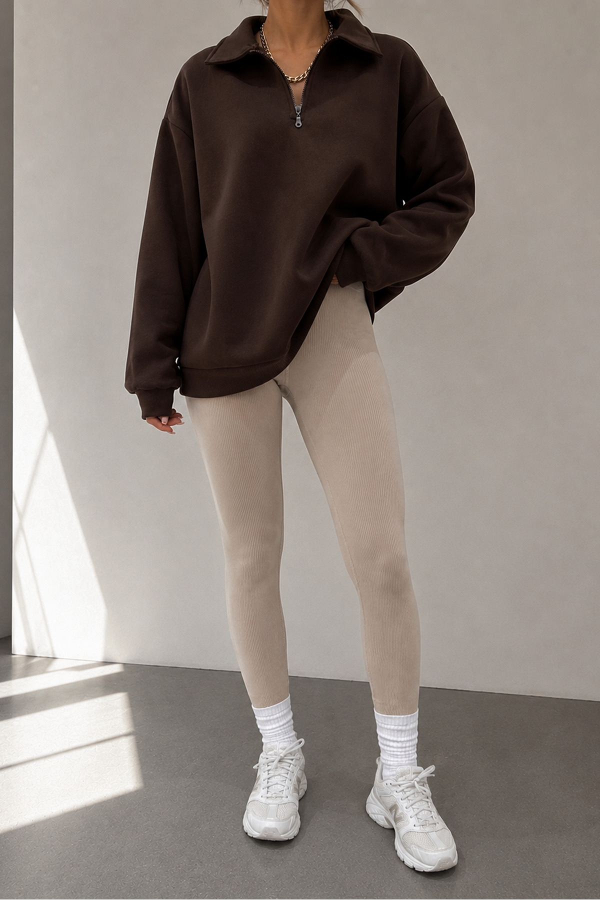 Sun Victoria Kadın Kahverengi Polo Yaka Oversize 3 Iplik Şardonlu Sweatshirt görsel 3
