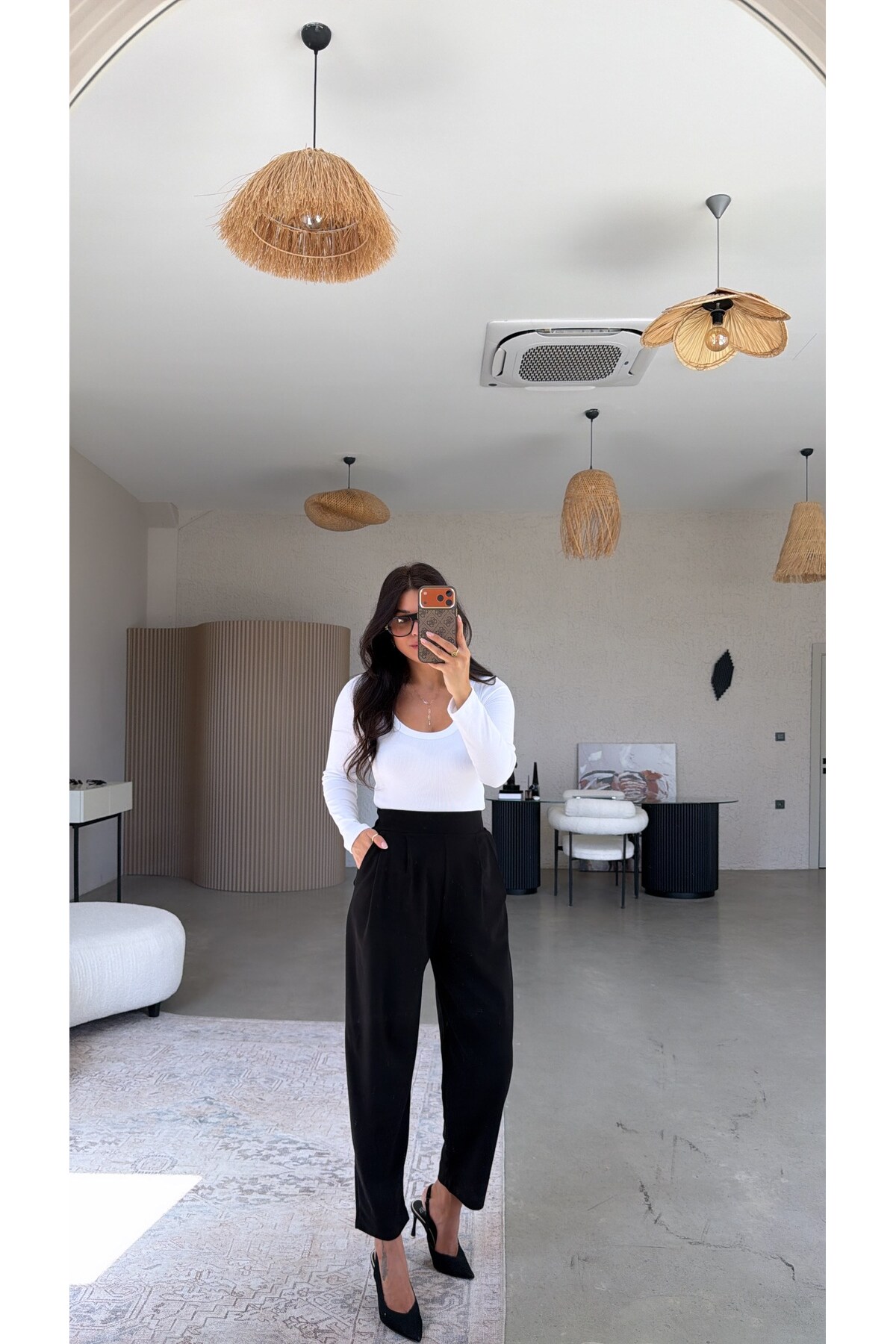 Buket Teke Siyah Krep Kumaş Harem Pantolon görsel 3