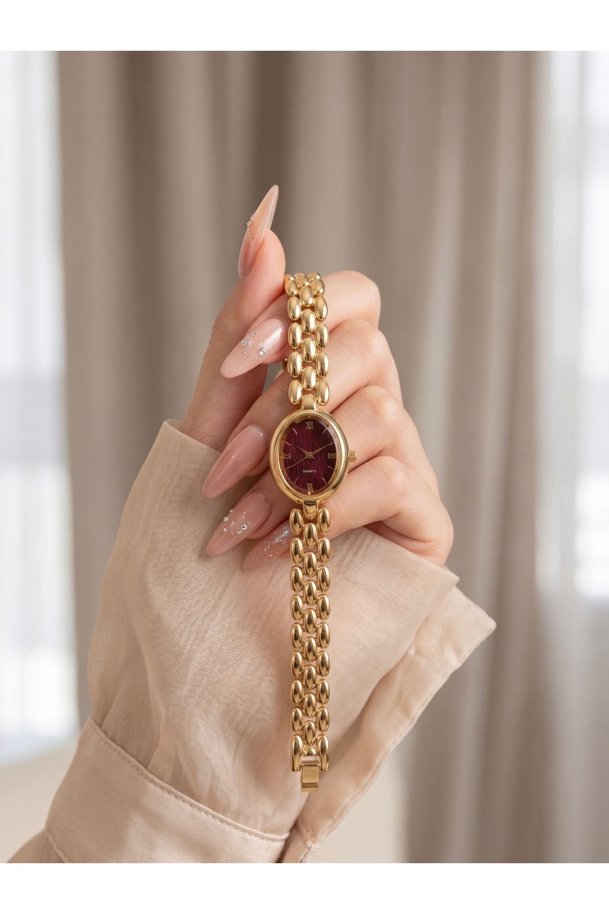 KLISHE Butik Kadın Çelik Saat Gold Renk & Bordo Kadran Vintage Saat Old Money Oval Kasa Roma Rakamlı Lüks Klasik Zarif Şık Kadın Kol Saati | Limited Edition 2026 görsel 3
