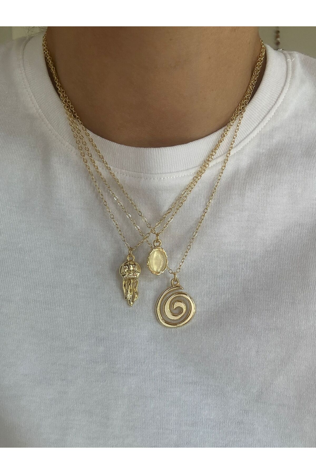 Deniz Anası, Spiral Ve Yuvarlak Plaka Altın Kaplama Zincirli Gold Kadın Kolye