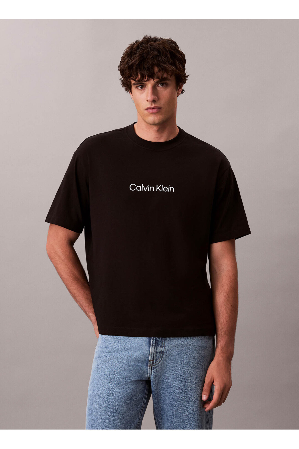 تیشرتمردانهCalvin Kleinمشکی