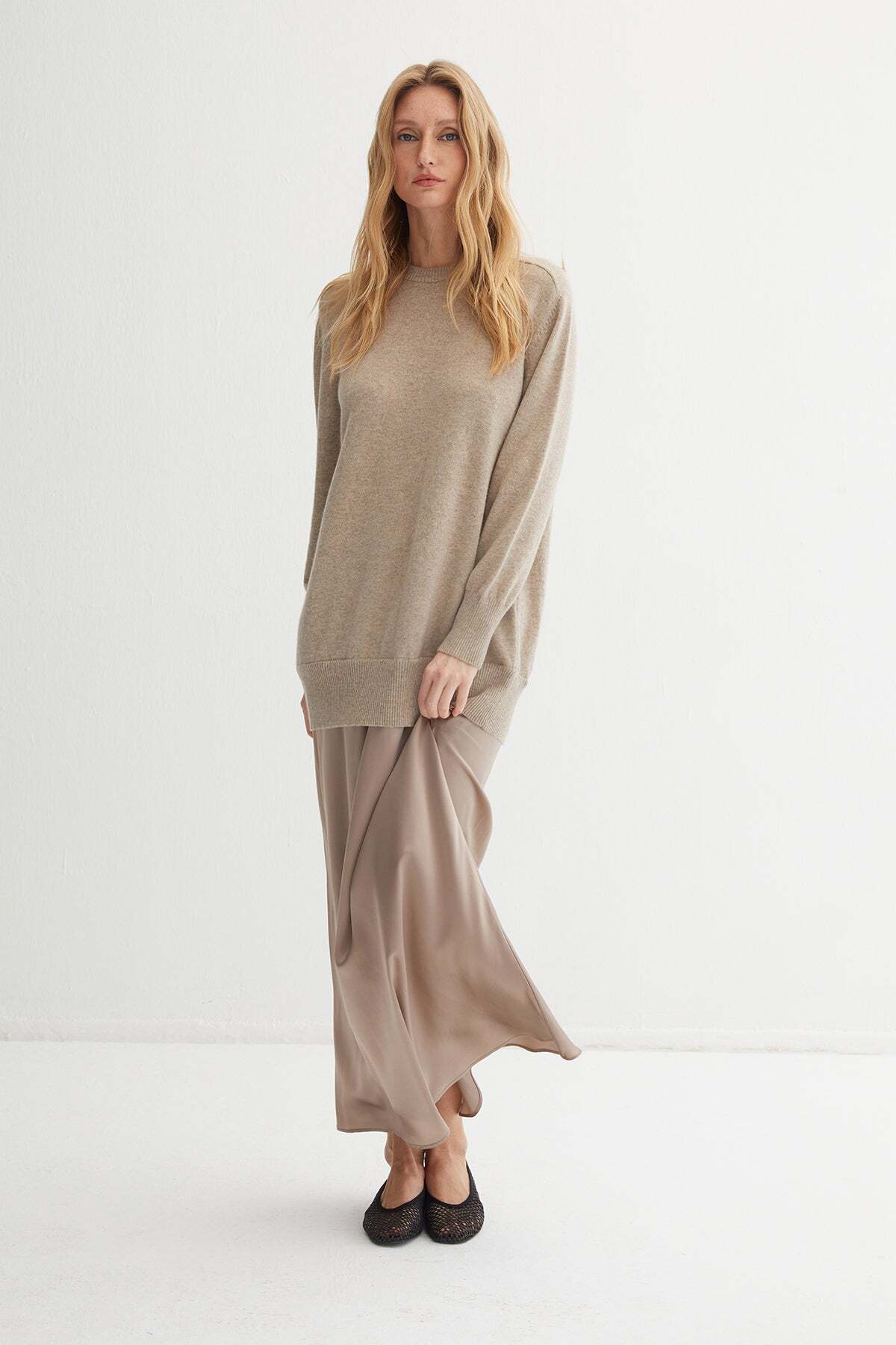 Silk and Cashmere Bej Elena Saf Kaşmir ve Saf İpek Elbise görsel 2