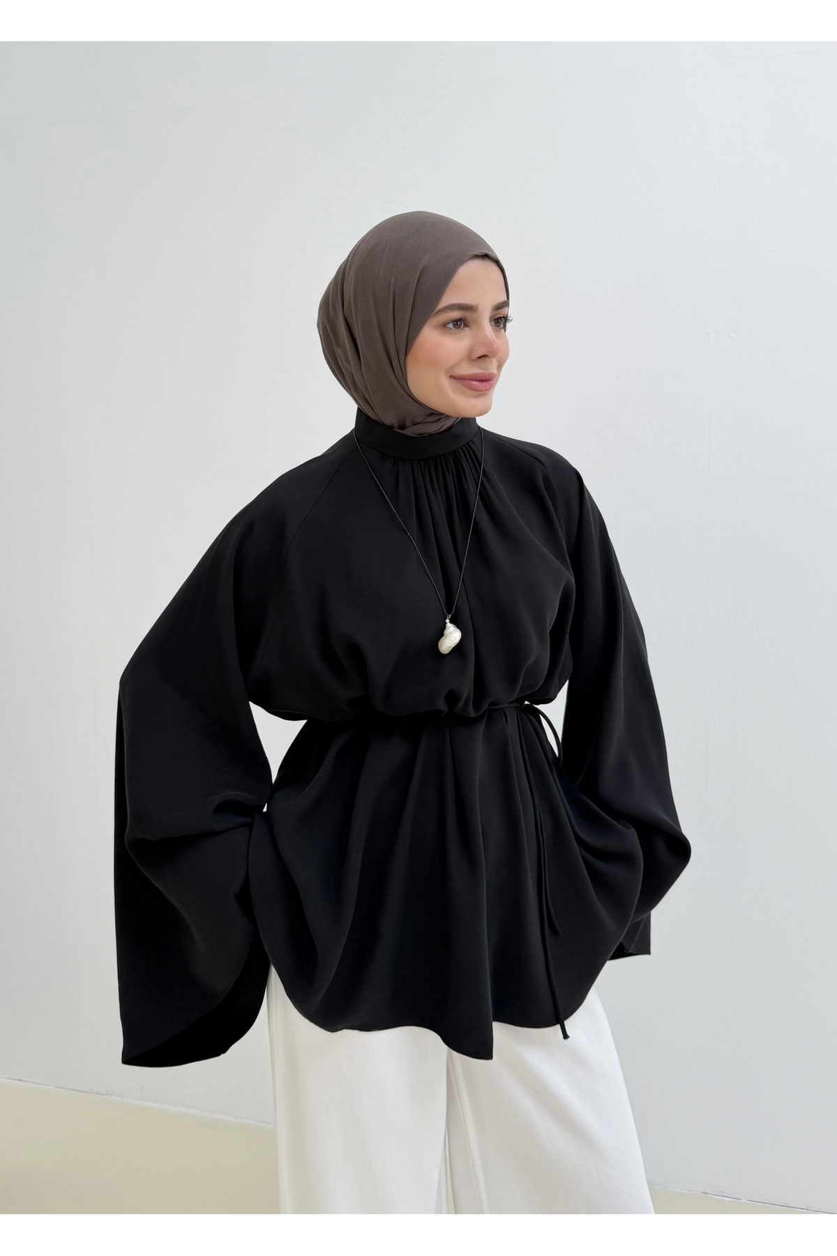 MODA AKSA Geniş Kol Vintage Gömlek Siyah görsel 2