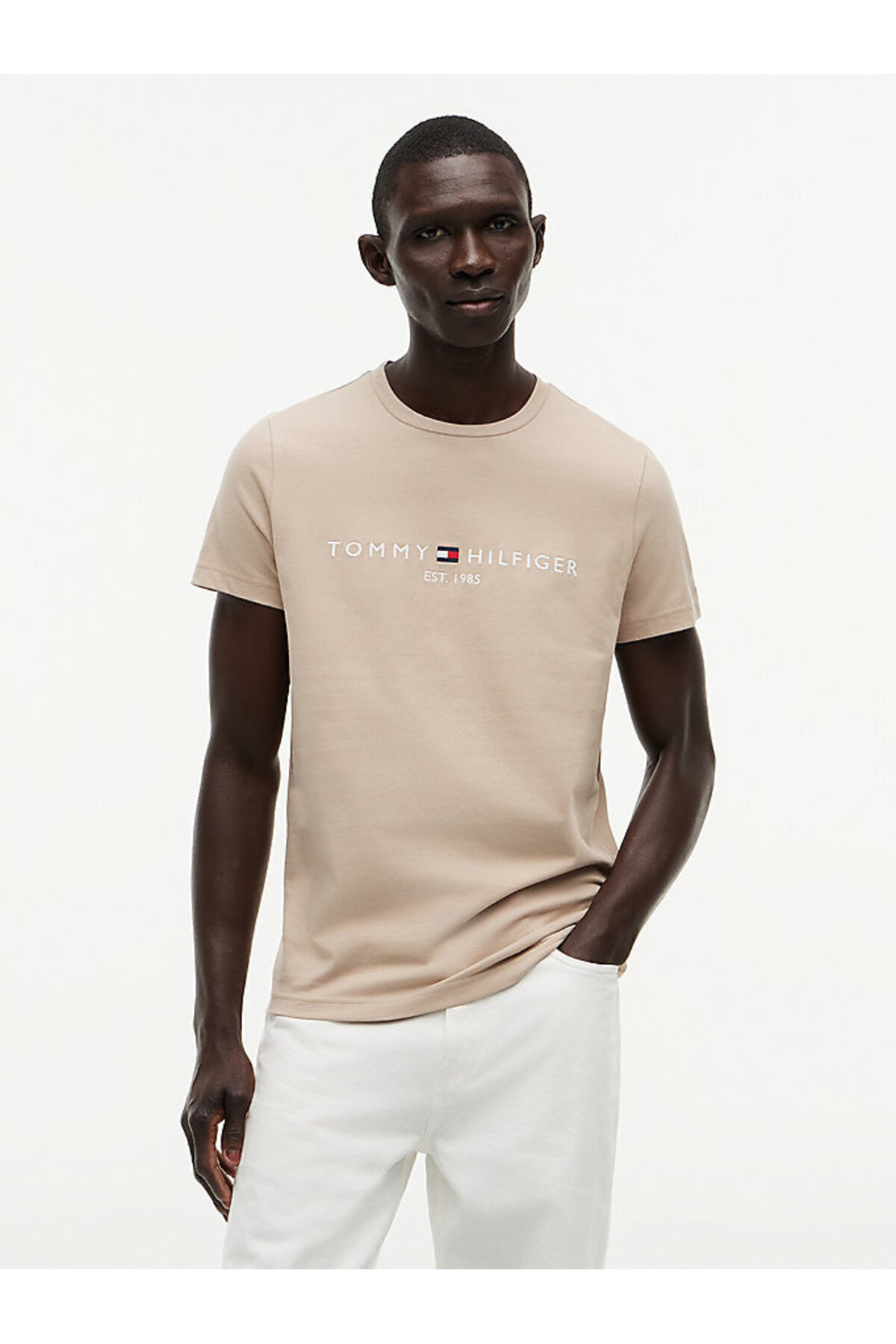 تیشرتمردانهTommy Hilfigerبژ
