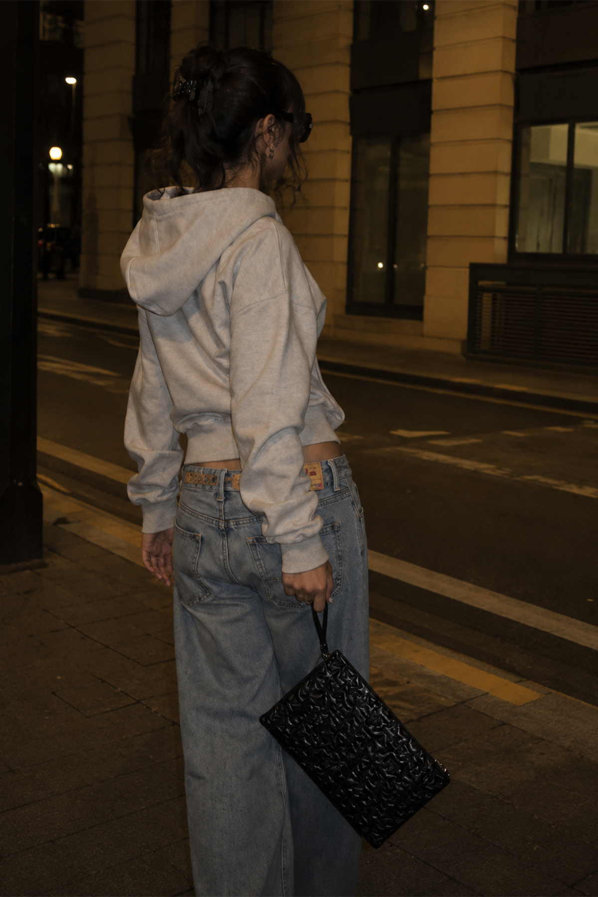 Ecrou Yıldız Desenli Siyah Parlak Portföy & Clutch Çanta Çıkarılabilir Bileklik Askılı 30 x 19 cm