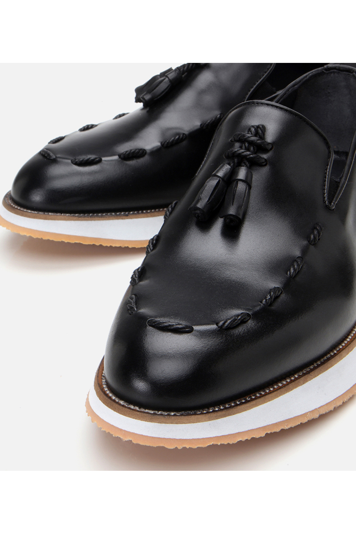 Hotiç Erkek Deri Siyah Püskül Detaylı Klasik Loafer görsel 3