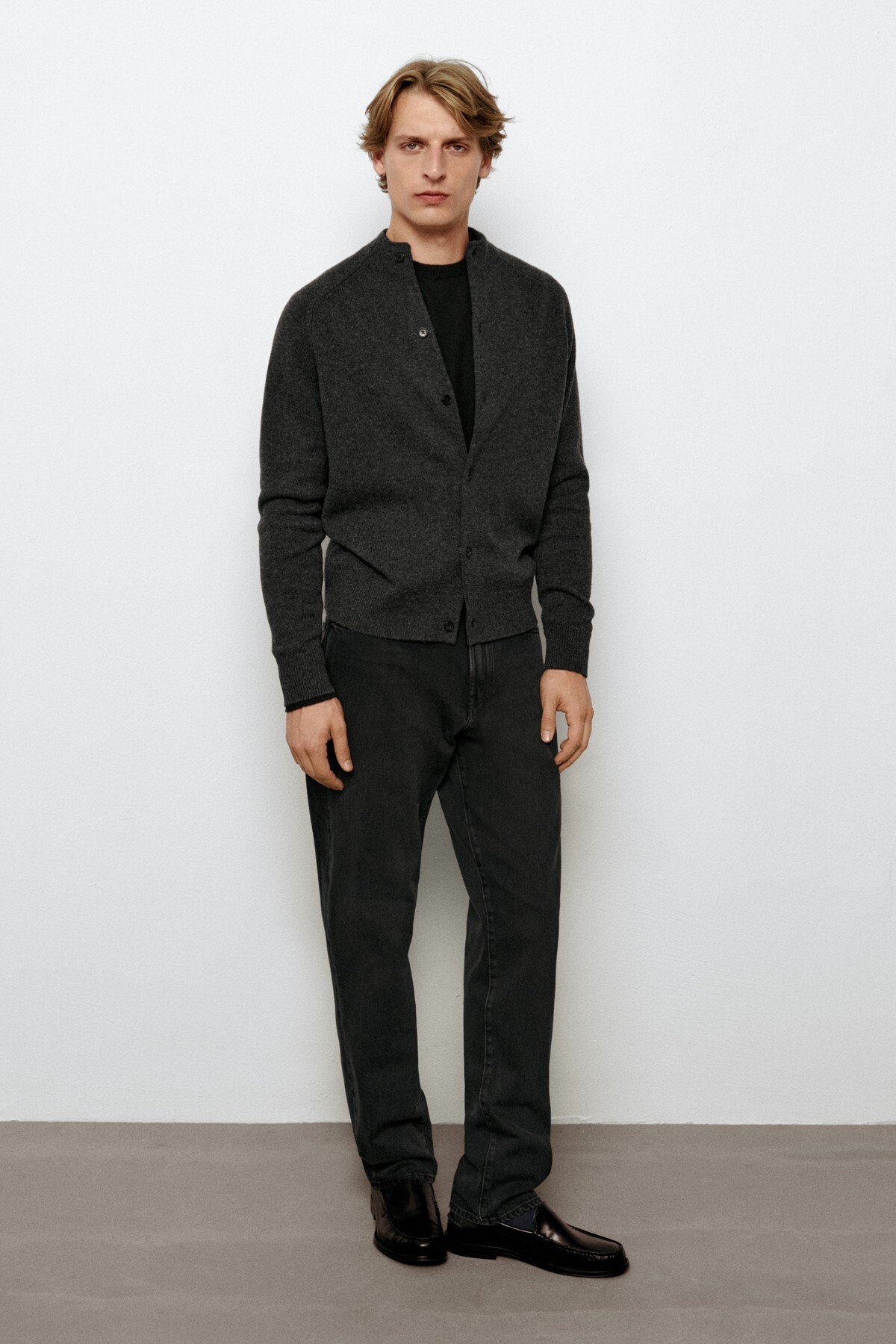 Tapered fit jean