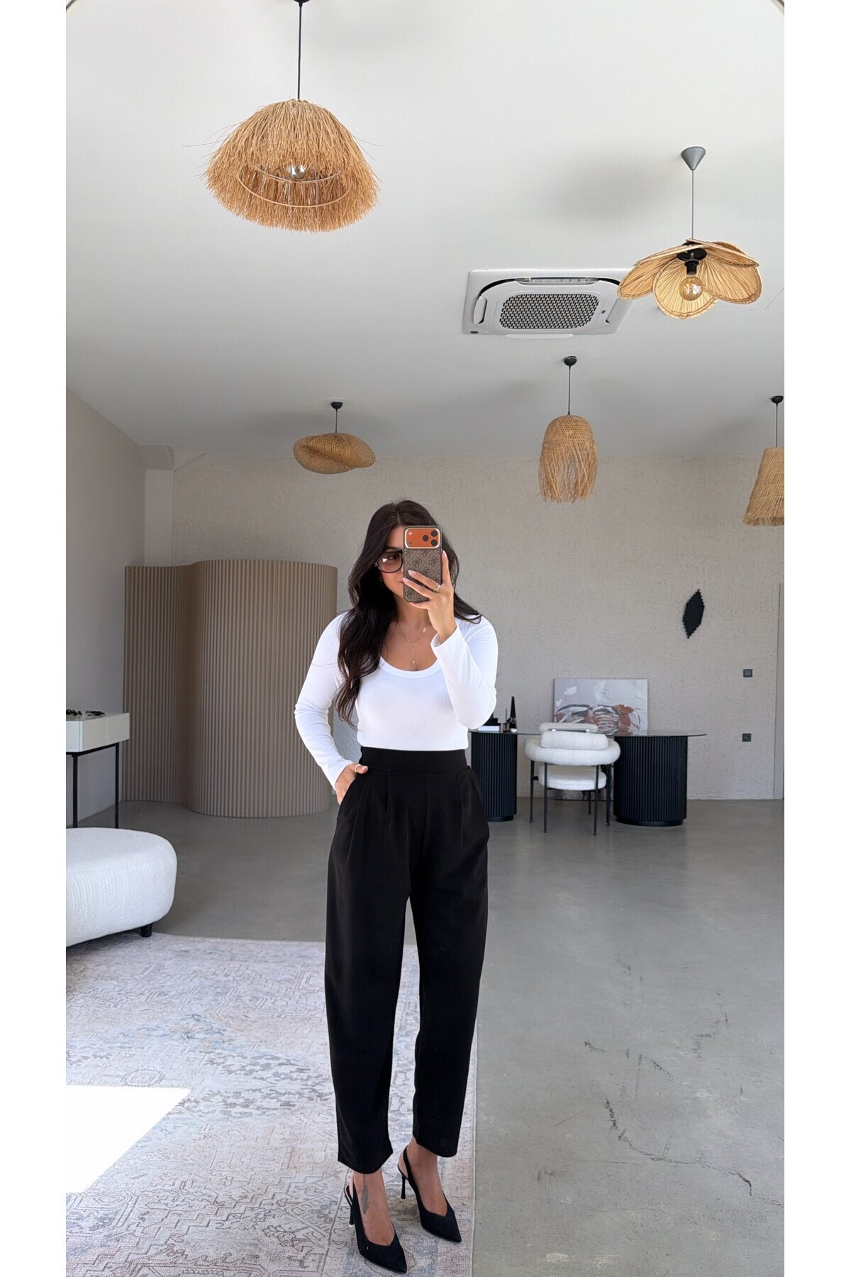 Buket Teke Siyah Krep Kumaş Harem Pantolon görsel 4