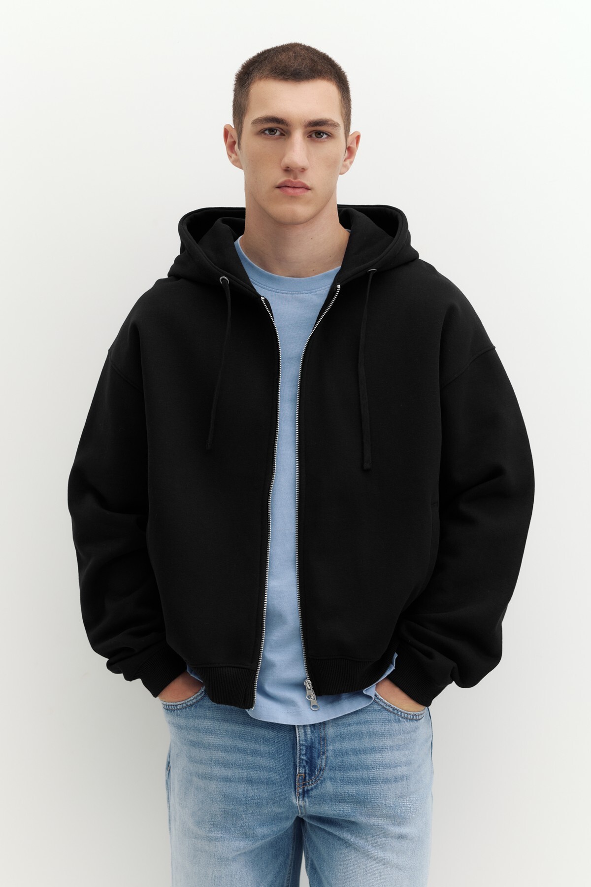 Kapüşonlu fermuarlı sweatshirt